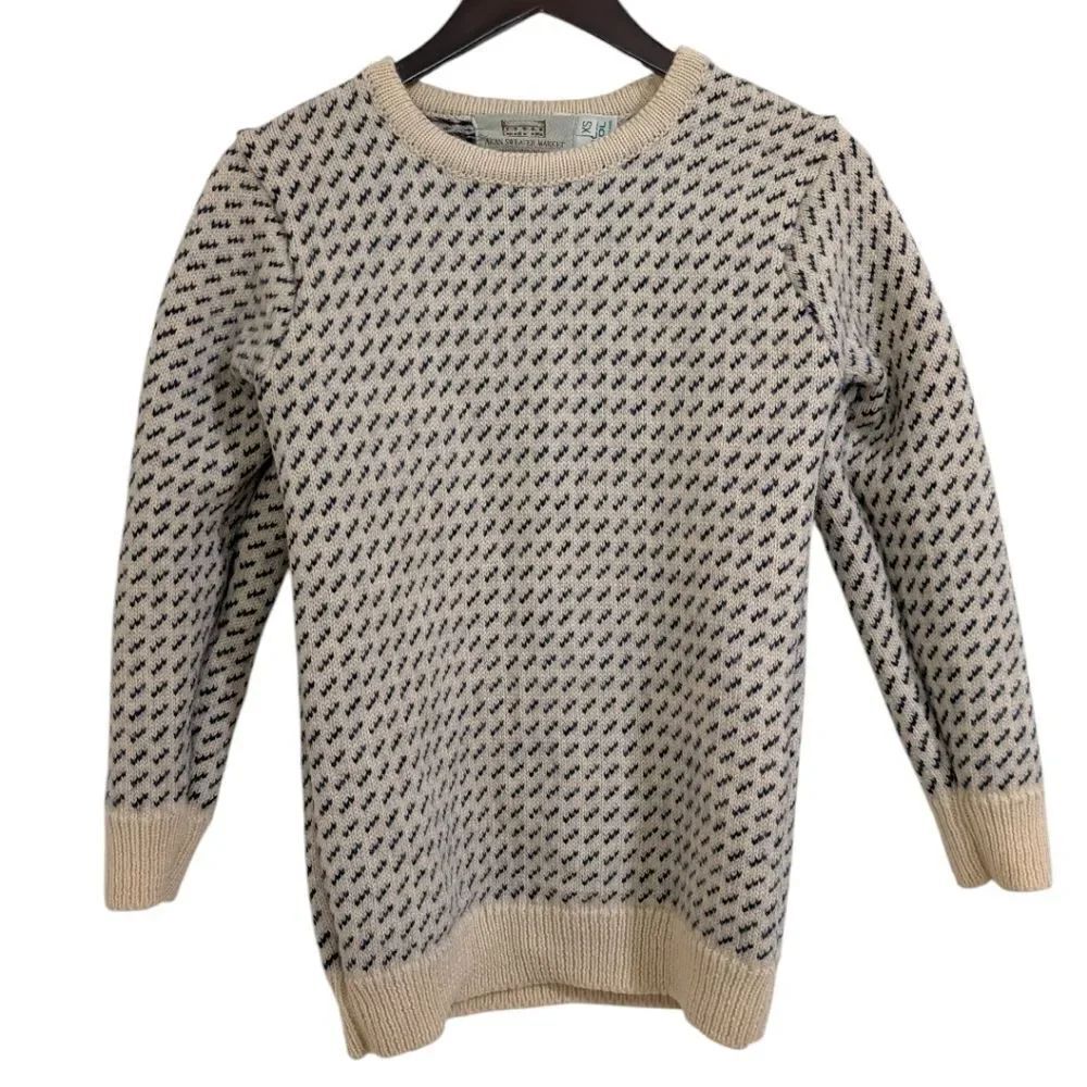 Aran Sweater Market 100% Wool Birdseye Knit Sweater Ireland XS Cream/Navy